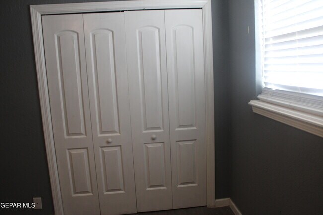 Building Photo - 3145 Red Sails Dr