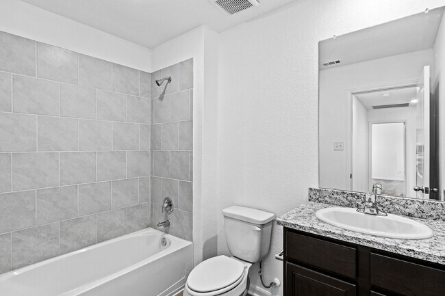 Building Photo - 10840 Quinn Ct