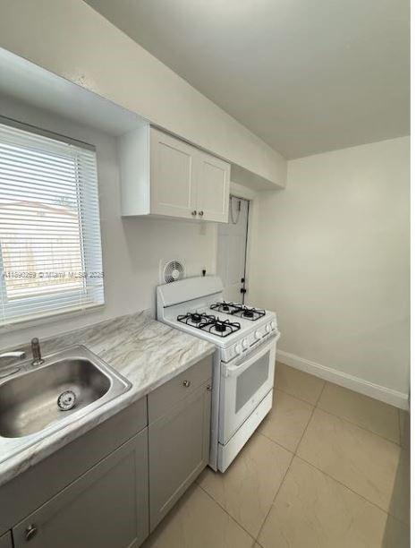 Building Photo - 946 Laurel Dr