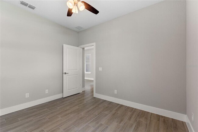 Building Photo - 217 Cimarron Dr
