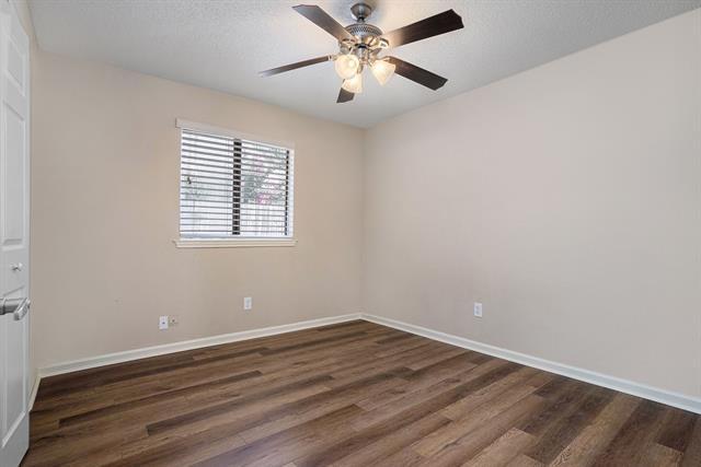 Building Photo - 3420 Jonquil Ln