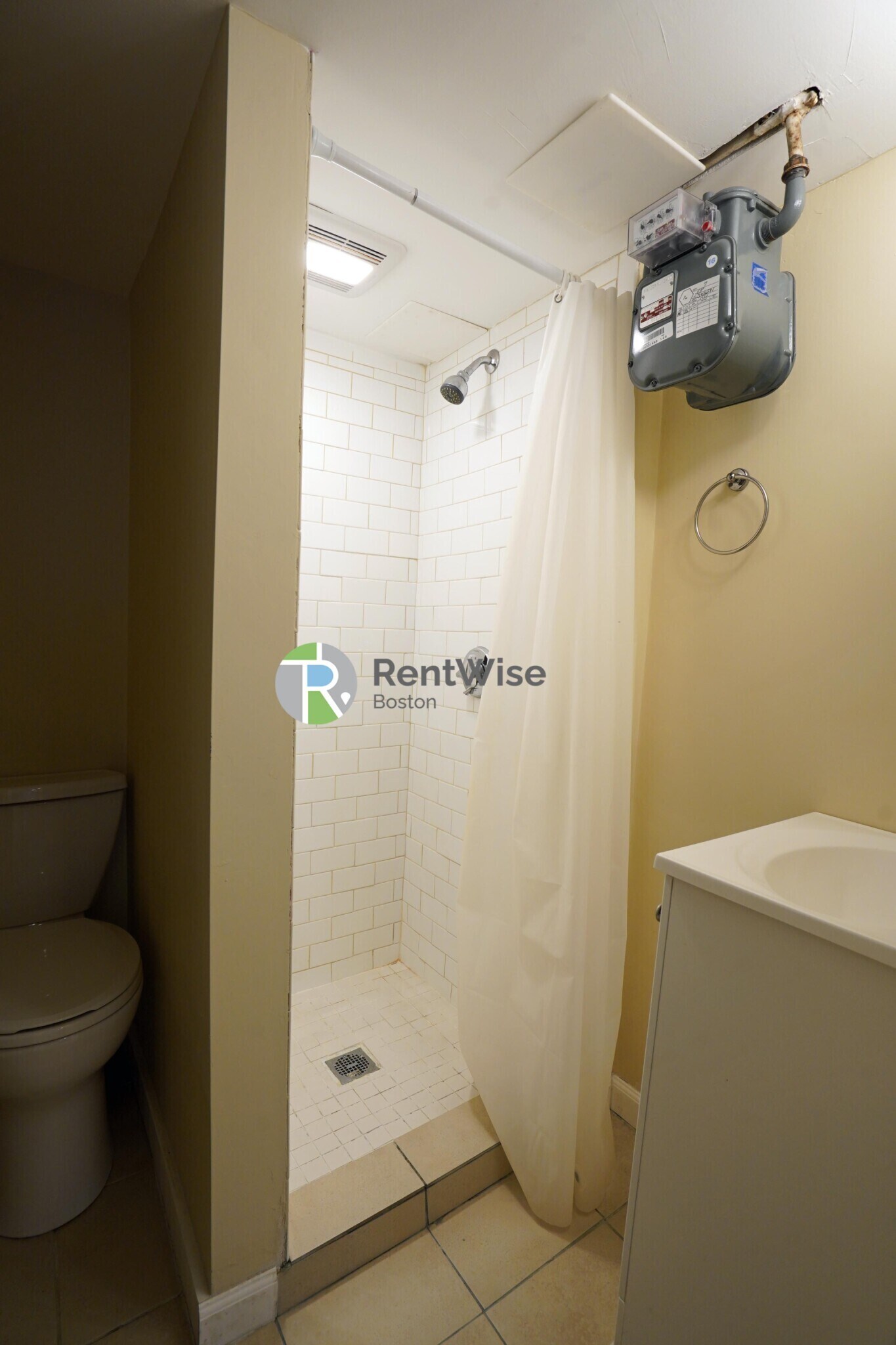 Building Photo - 232 Cambridge St