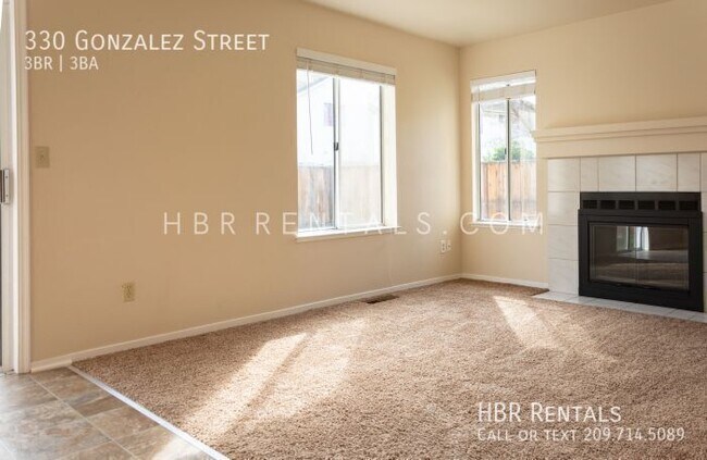 Building Photo - 330 Gonzalez St