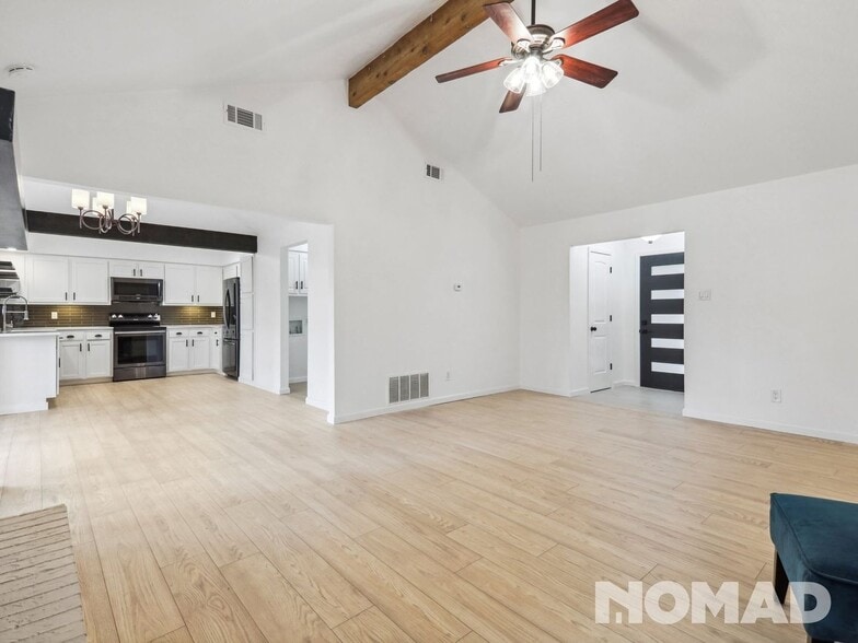 Building Photo - 2138 Pecos Dr