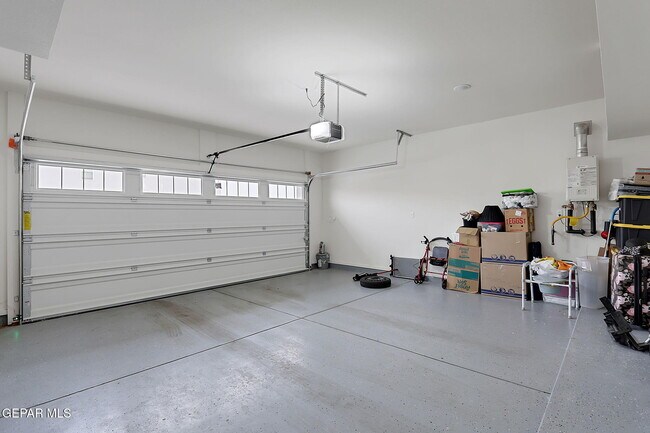 Building Photo - 309 Playa Vis St