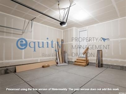 Building Photo - 2103 Wallflower Dr