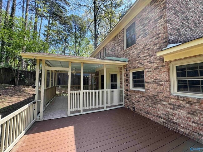 Building Photo - 295 Becky Dr