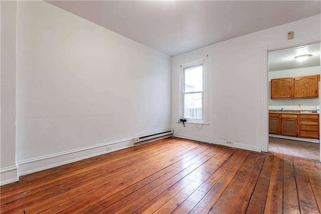 Building Photo - 931 Chew St