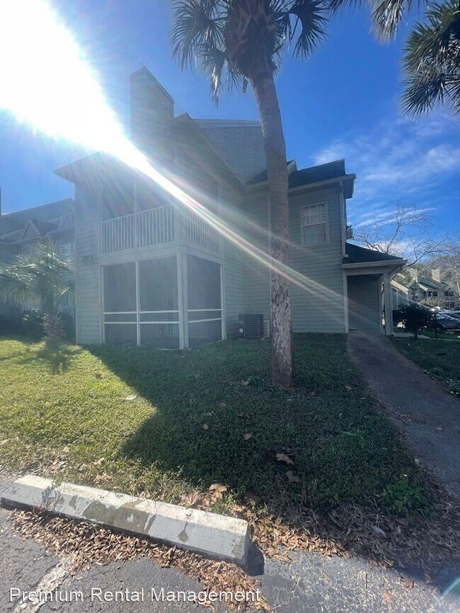 Building Photo - 2 br, 1 bath House - 6118 Westgate Dr #104