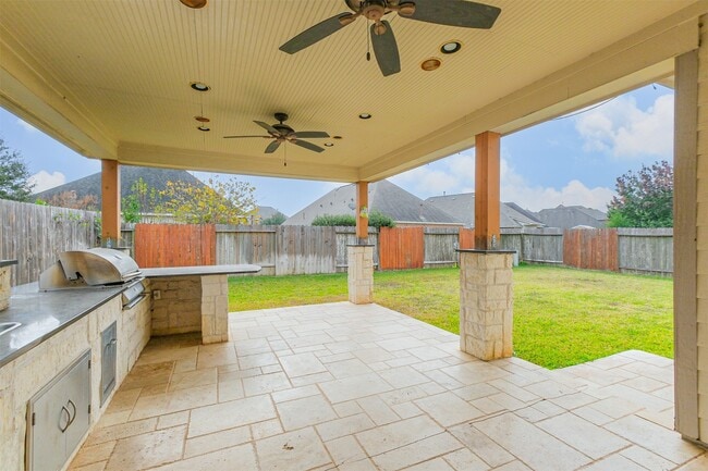 Building Photo - 25923 Celtic Terrace Dr