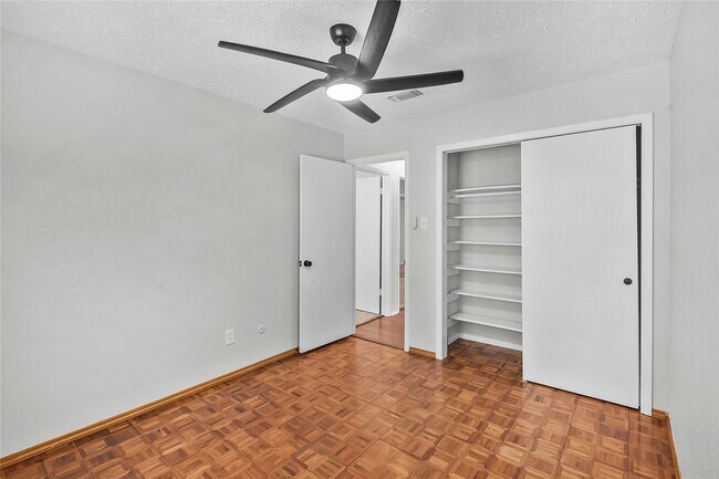 Building Photo - 16911 Jane Lynn Ln