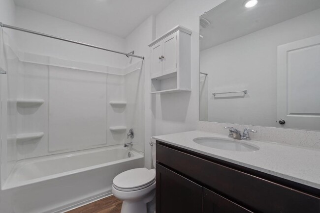 Building Photo - 575 Gabbro Gdns