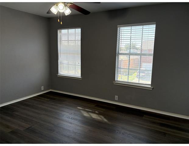 Building Photo - 9011 King Ranch Dr