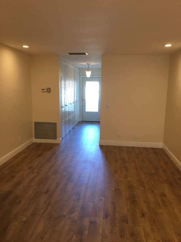 Building Photo - 5780 Fernley Dr W