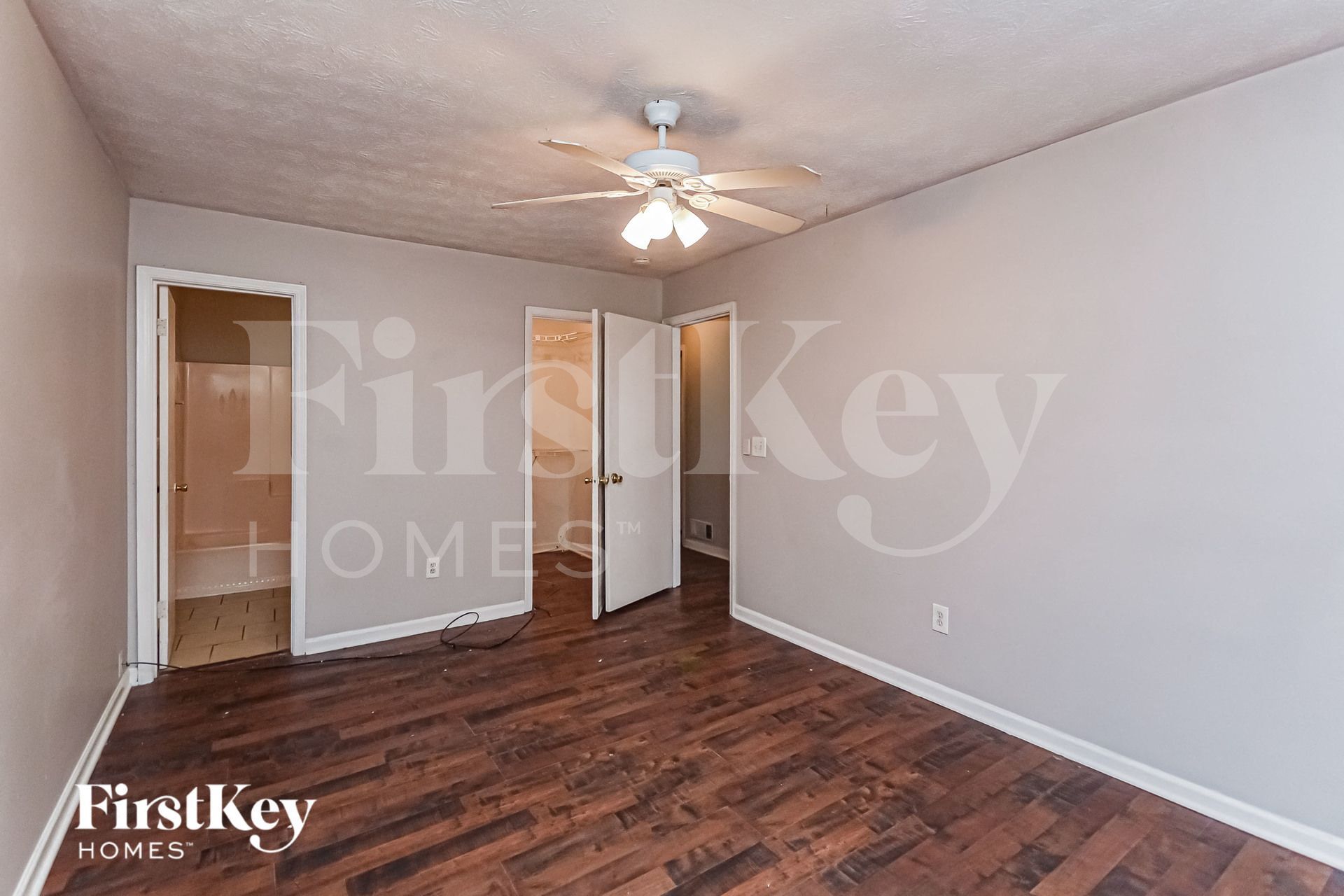 Building Photo - 975 Martin Rd