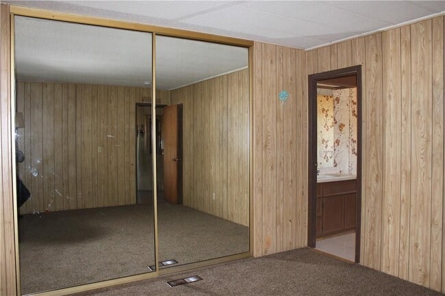Building Photo - 2855 Hollister Rd