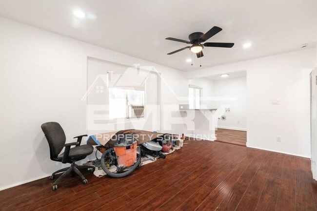 Building Photo - 5228 Repetto Ave