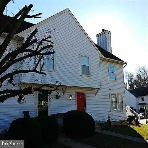 Primary Photo - 310 Guilford Ct