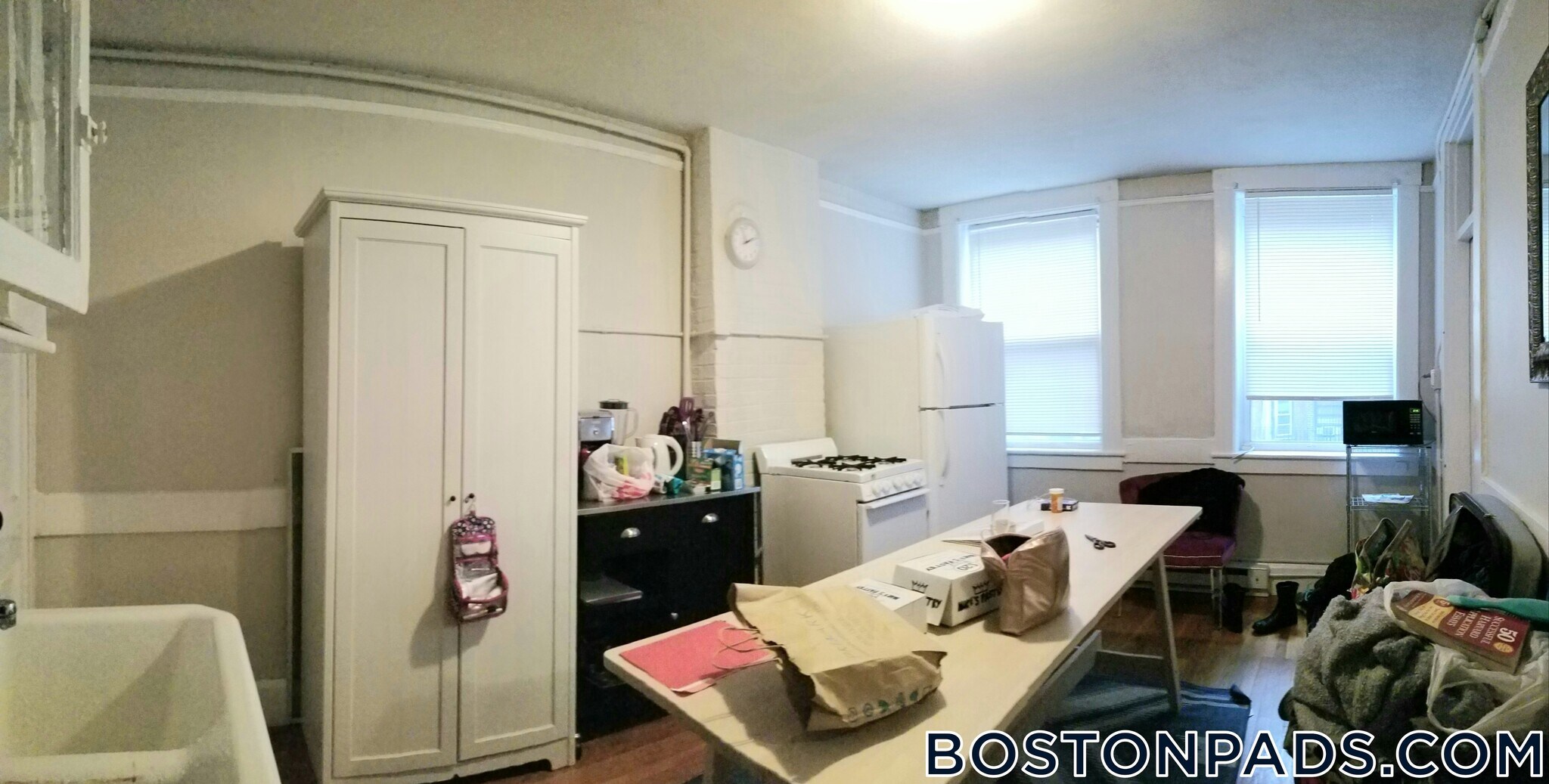 Building Photo - 161 Endicott St