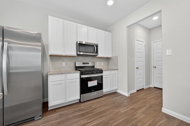 Building Photo - 2348 Mooneye Ct