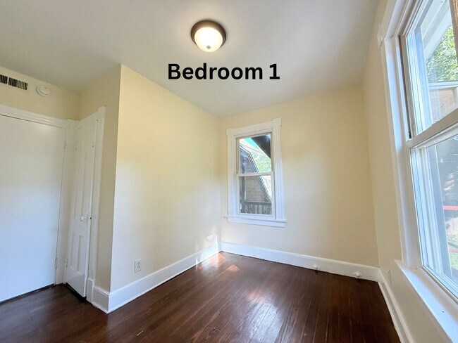 Building Photo - 272 Highland Ave