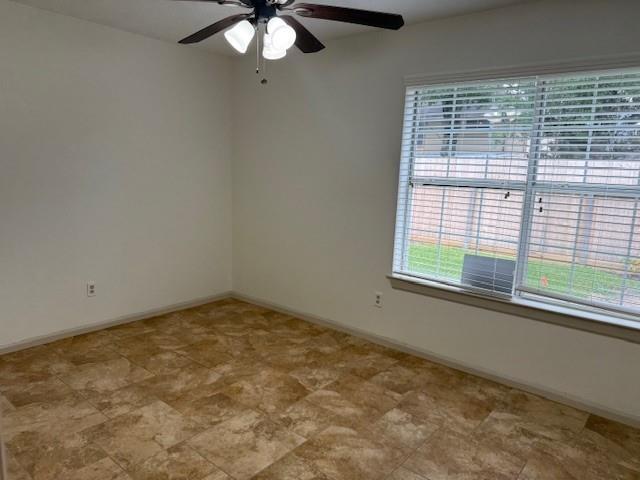 Building Photo - 9714 Chiselhurst Dr