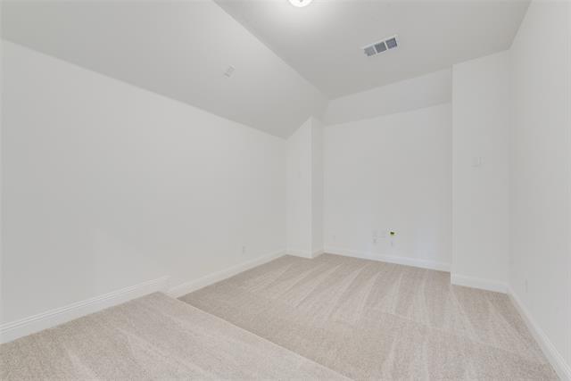 Building Photo - 409 Cottontail Ln