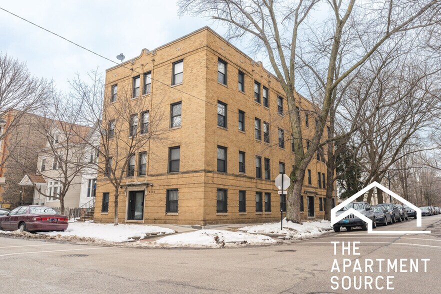 Building Photo - 1056 W Lill Ave