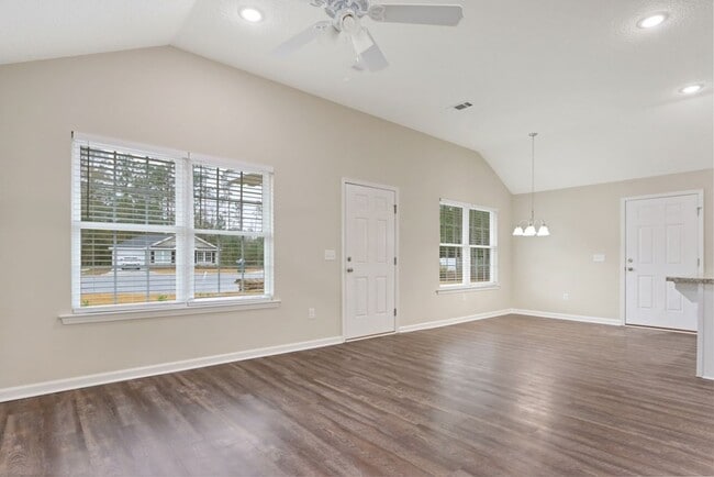 Building Photo - 3bd 2ba HOME FOR RENT!
