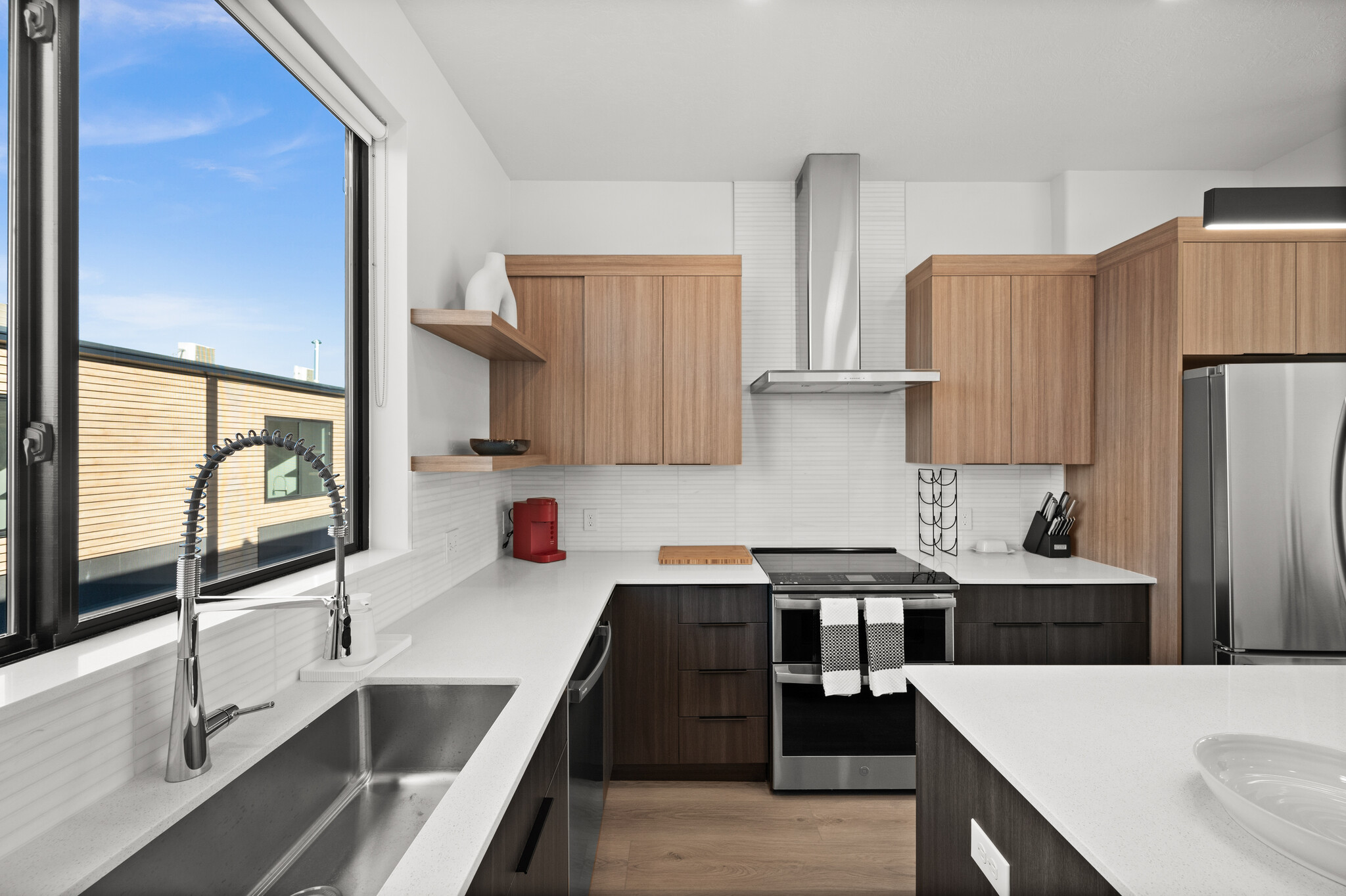 Building Photo - 847 S 800 E