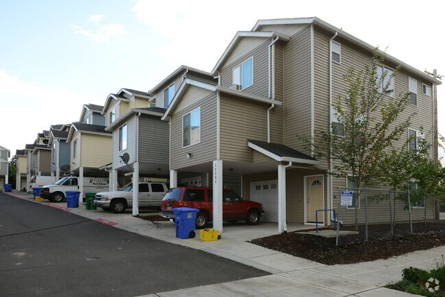 Primary Photo - SpringWater Court
