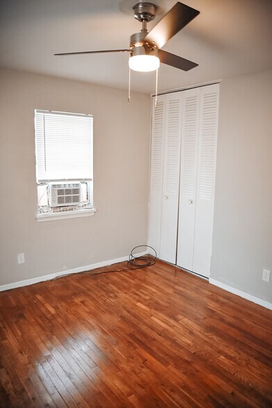 Building Photo - 4700 Walnut Grove Ave