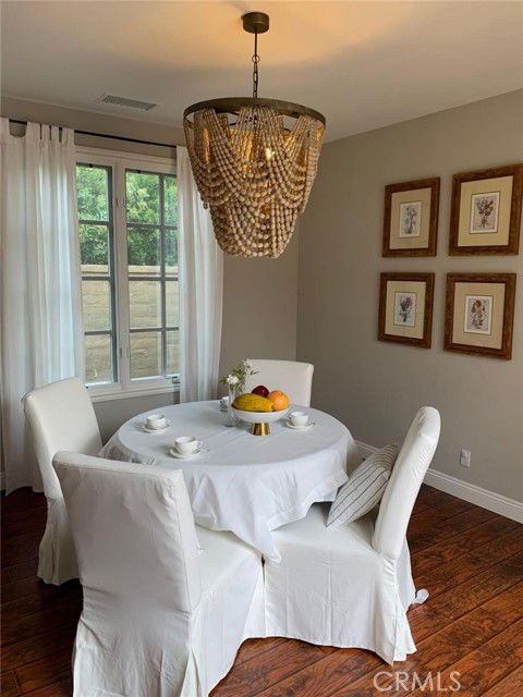 Building Photo - 1 Gentle Breeze