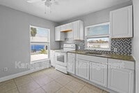 Building Photo - 3721 Henry Ave