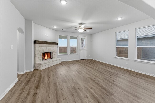 Building Photo - 1329 Frio Dr