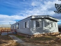 Building Photo - 2405 Kit Sierra Way