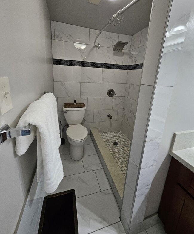 Building Photo - Cozy 1 bedroom in North Kihei