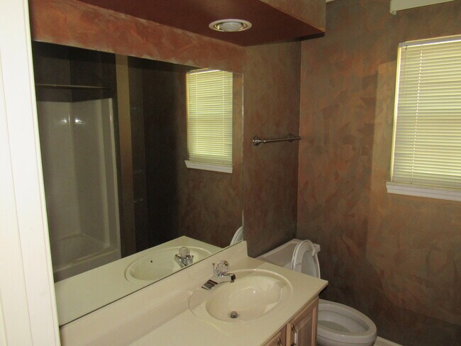 Building Photo - Private West Knoxville Retreat | 3BR Home Near Turkey Creek & Pellissippi