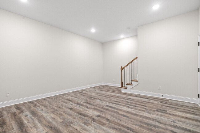 Building Photo - 500 Peachers Mill Rd