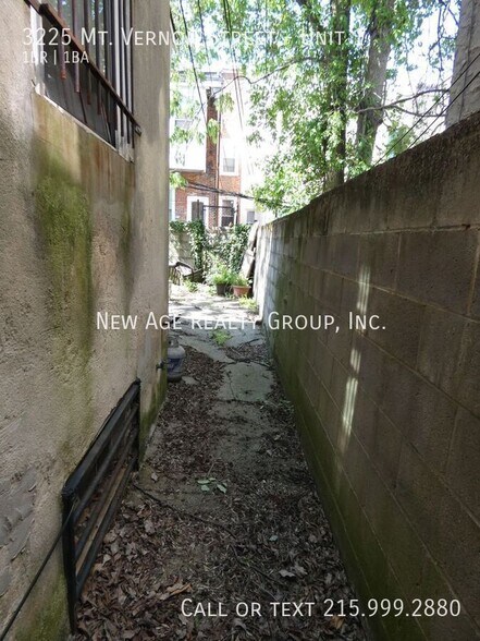 Building Photo - 3225 Mt Vernon St