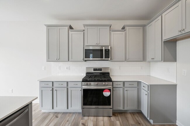 Building Photo - Very New Smart Home in the Palisades Area!
