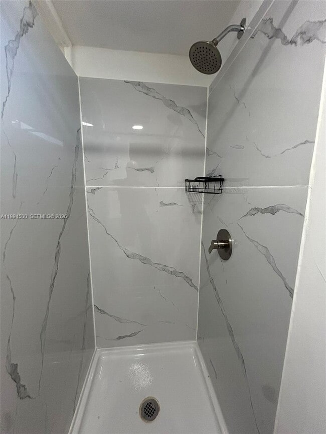 Building Photo - 11942 N Branch Rd