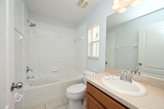 Building Photo - 4219 Winding Vine Dr