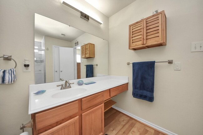 Building Photo - 17006 Kemble Creek Dr