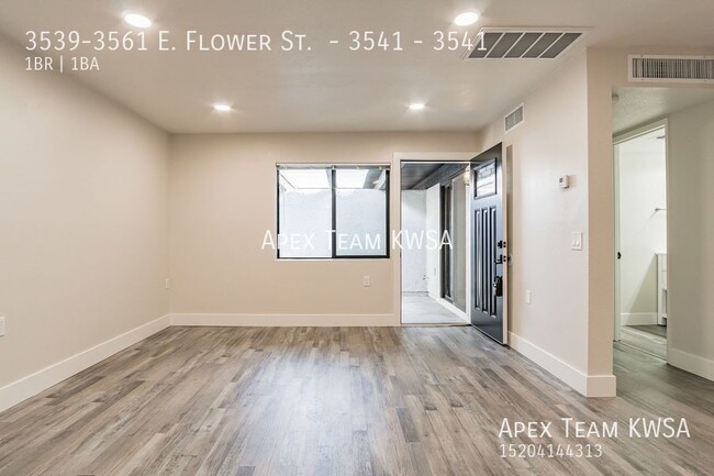 Building Photo - $1095-Beautiful & Contemporary 1 Bed /1 Ba...