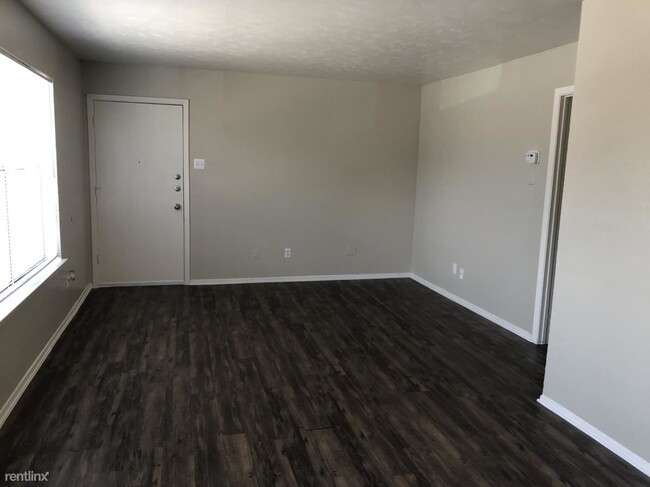 Building Photo - 1 br, 1 bath Condo - 5501 Adams Dr Flat  1...