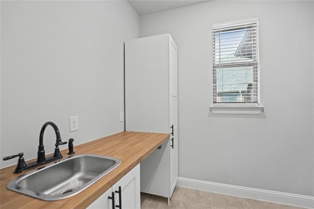 Building Photo - 890 Stanley St