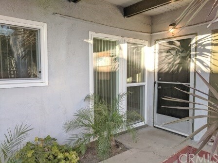 Building Photo - 10130 S Inglewood Ave