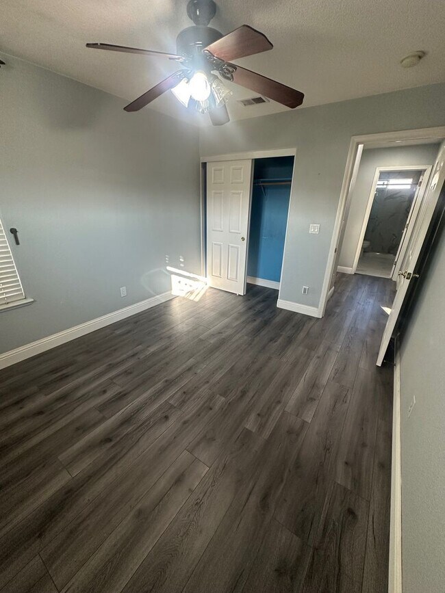 Building Photo - Remodeled 2 Story Home in North Stockton