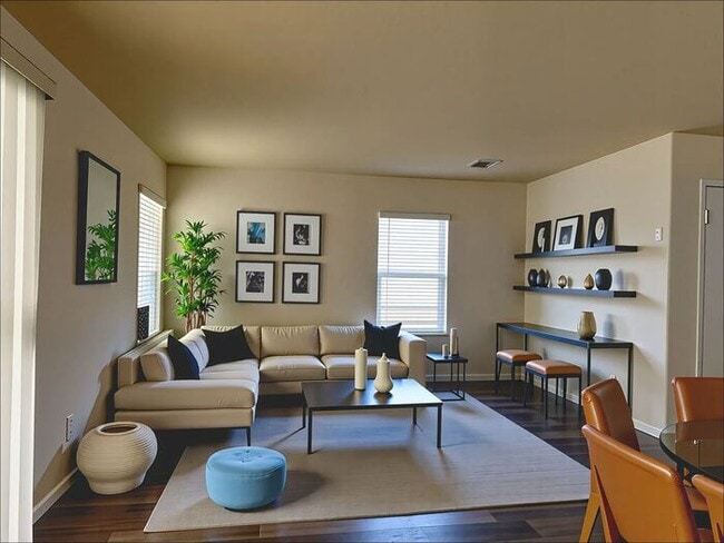 Building Photo - Nestled in a Quiet Community Of Palmdale